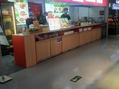 -第5大道精品休闲购物广场