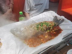 -黑猫馋纸包鱼(阳光店)