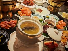 -半岛翡丽海鲜自助餐厅(观风亭店)