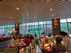 -筠咖啡西餐厅(上海国展宝龙丽筠酒店)