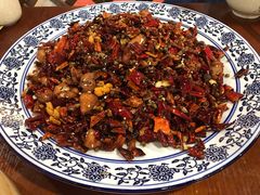 黄桷树辣子鸡-黄桷树曹家私房菜(江与城店)