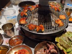 -草家酱蟹炭火烤肉店(珲春南路一店)