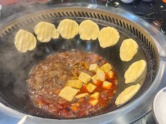 -袁小二大东北铁锅炖(吉祥村总部)