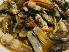 -吉香碳烤生蚝(仙霞路店)