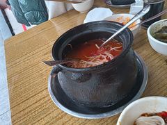 -李记特色罐罐米线(重庆中环大厦店)