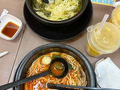 -灵芝妹子海鲜米线(瓦房店新玛特店)
