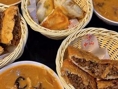 -方中山胡辣汤(顺河路店)