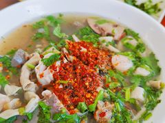 -岳记羊肠馆(陵园小区店)