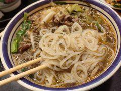 -云阿蛮云南生烫牛肉米线(奉贤路店)