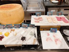 -圣丰索菲特·2 On 988 Café 自助餐厅