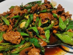 -霸蛮湖南菜·牛肉粉(荣京西街店)