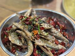 -洋沙湖湖色生鲜主题餐厅