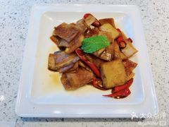 -老佛爷铜炉蛙锅(海岸城店)
