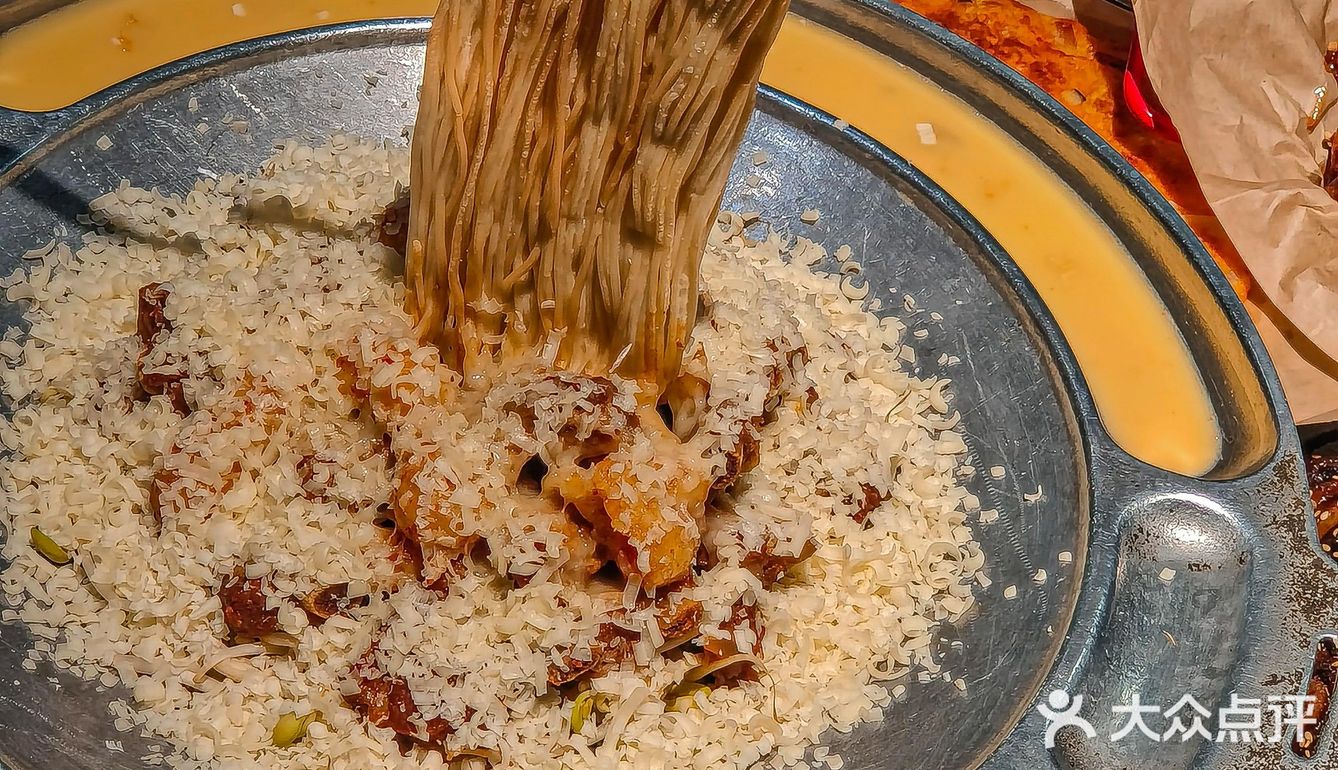 又被奇奇怪怪的菜吓傻，都太有想法了