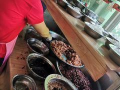 -灵山卢梅燕粉店