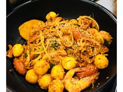 -鑫龙福麻辣烫(明洞站店)