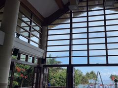 -亚龙湾喜来登·美景台大堂吧