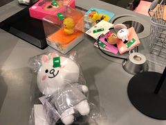 -LINE FRIENDS Garosu-gil Flagship Store