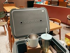 -星巴克(石厦街店)