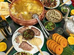 -三锅莊·牦牛肉火锅·香格里拉特色藏餐宴请餐厅(菱角塘路店)