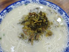 -雪琴面馆富安特色鱼汤面(城中花园店)