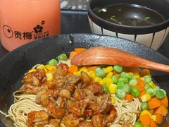 秘制小龙虾拌面-贡梅老面馆·蟹粉面·无锡特色小吃(南长街主推店)