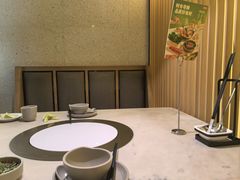 -左庭右院鲜牛肉火锅(浦江欢乐颂店)