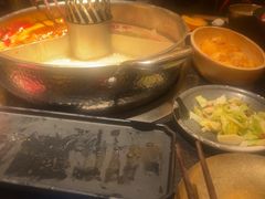 -晓宇重庆火锅(西安荟聚店)