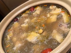 -邹开喜·炭炉鸡煲·海鲜火锅(虹口足球场店)