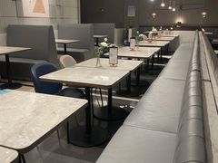 大堂-必胜客(漕宝路店)