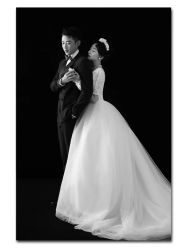 -易摄影婚纱摄影工作室