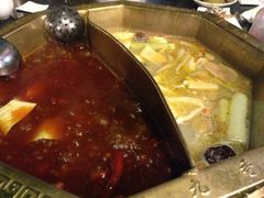 鸳鸯锅底-蜀九香火锅(彩虹店)