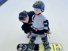 -Hopo Snow 城市滑雪空间(滨江宝龙城店)
