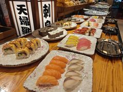 -广州万富希尔顿酒店·感趣自助餐厅·金秋蟹宴生蚝海鲜刺身
