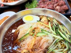 -韩风烤牛肉冷面店