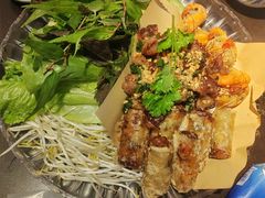 -大头虾越式风味餐厅(光明广场店)