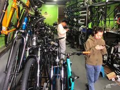 -道路口单车爱瓦士dahon大行