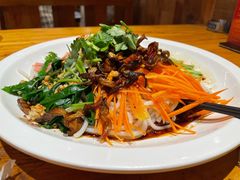 老滇凉米线-老滇山寨•云南特色菜•地方菜•民族风情歌舞表演(金碧店)