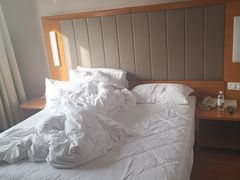 -全季酒店(上海火车站天目西路店)