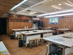 -老东镇啤酒屋海鲜加工·蒸汽海鲜·海鲜烧烤(台东店)