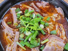 -张家羊肉汤粉小吃店