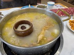 -朴小妹人参鸡汤火锅(长白山万达店)