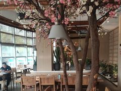 -蜜桃餐厅·伴山(湖滨商业街店)