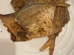 -君来湖滨饭店·玫瑰园