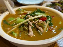 酸笋米粉-牛八宝桂林米粉(八里庄店)