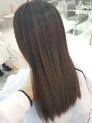 -SWANK SALON