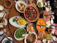 -老滇山寨•云南特色菜•地方菜•民族风情歌舞表演(金碧店)