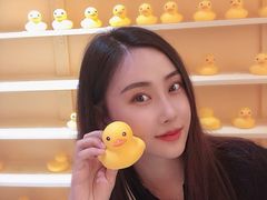 -深圳独角兽星空艺术馆