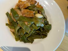 -关东小磨东北菜(上海长风大悦城店)