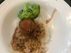 -广州汇华希尔顿逸林酒店